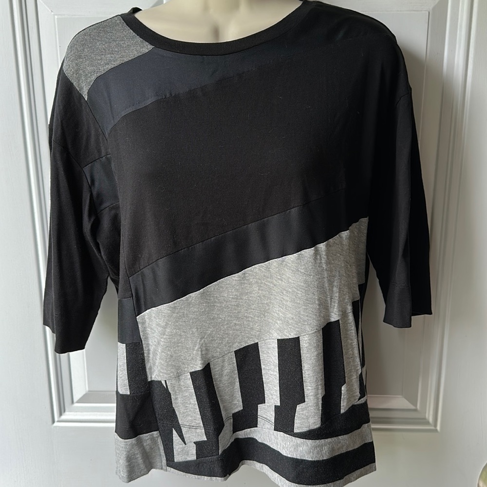 DKNY dressy tee